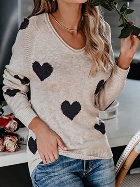 Loose Love V-Neck Knit Shirt H7UVCDL62K（Buy 8 items get 1 free sunglasses）
